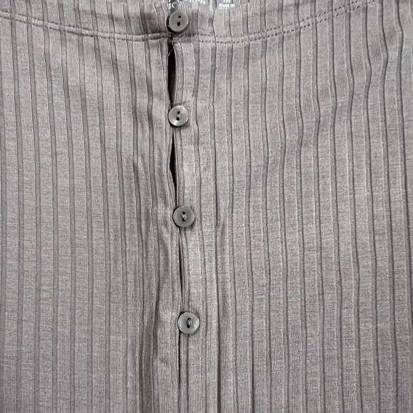 Abercrombie Top - Picture 5 of 5